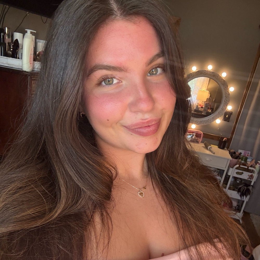 Meet your Posher, Marissa